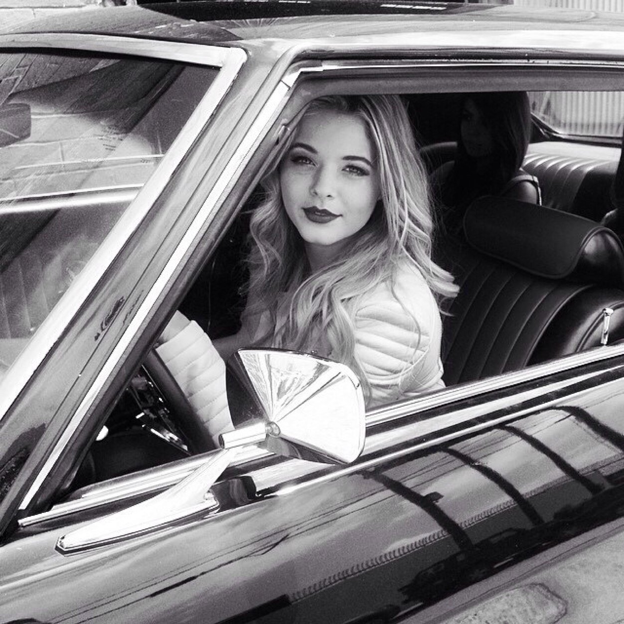 Would you wanna run away too? {laura,lucas,michael i miss you.}