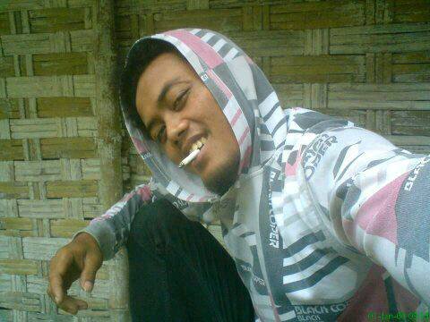 manusia cuma bisa berusaha,,tuhan yg menentukan.....,,,