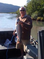 thats a big boat for taug fishing