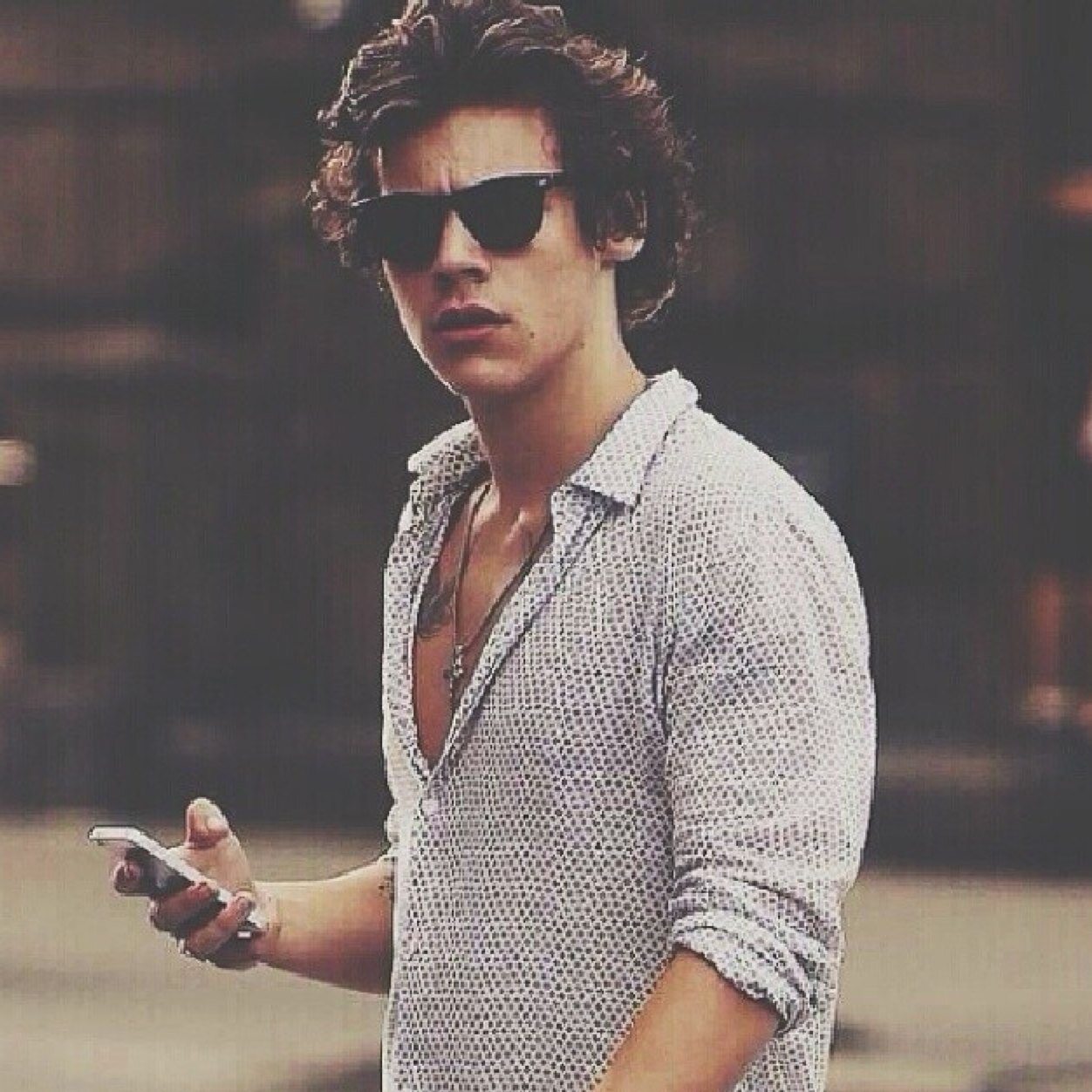 harrehletitgo's profile picture. never try
-----------------
 ʍouʞ ɹǝʌǝu