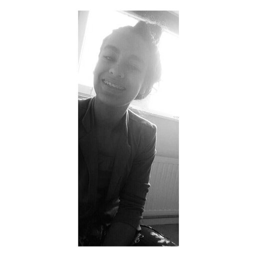 Soukainaaa_x's profile picture. friends ❤