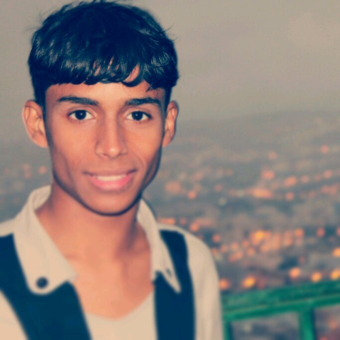 ‏‏‏•    
مَعْ أنَ آلدُمُوع لَيسَ لَهَا ثِقَل لَكِنْ إنْ سَقَطتْ تُزِيل شَيئًا بالقَلبْ كَانْ ثَقِيلاً ..♡̷̷̷̷̷̷̷✉̸!
