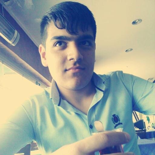 Bazen bitmek bilmeyen dertler yağmur olur üstümüze yağar. ama rengarenk gökkuşağı da yağmurdan sonra çıkar...