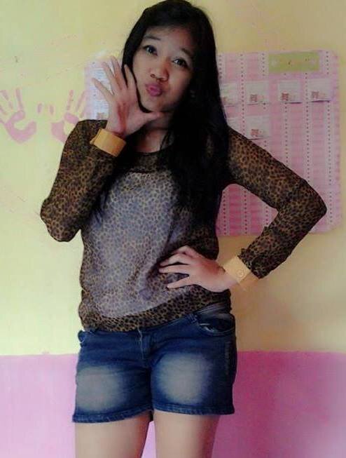 Riananhanaa's profile picture. Always love Jesus, commit of the LORD whatever you do, and your plans will succeed ☺