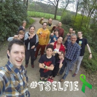 tourettebelge's profile picture. #Tourette est un trouble neurologique héréditaire, débutant dans l'enfance et caractérisé par des tics, qui sont moteurs et vocaux. - #ETSA14 @tselfie #SGT