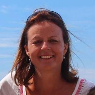 Self employed. Likes sailing & outdoor stuff.