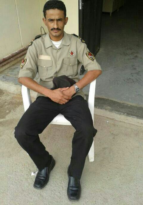 elhazmi_ali's profile picture. أموت في الاشعار وأبيات القصيد*وغازل اللي هويت أشعارهم*ماهمني خسارة في الرصيد*أثبت وجودي مع من حبهم