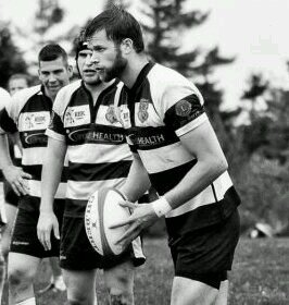 Rugby playin, Beer drinkin, Leafs lovin Maritimer.