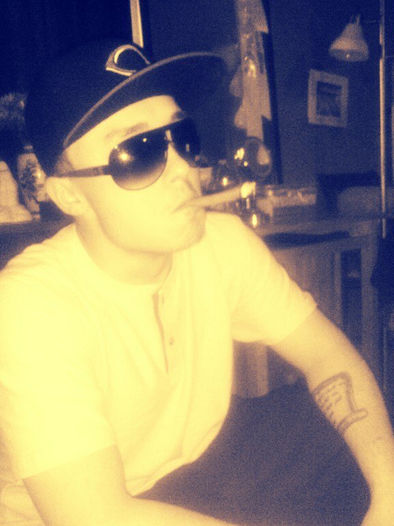 HirkaMichael's profile picture. 19 years old goin at it day by day just tryin to it right. Holla at cha boi!!!