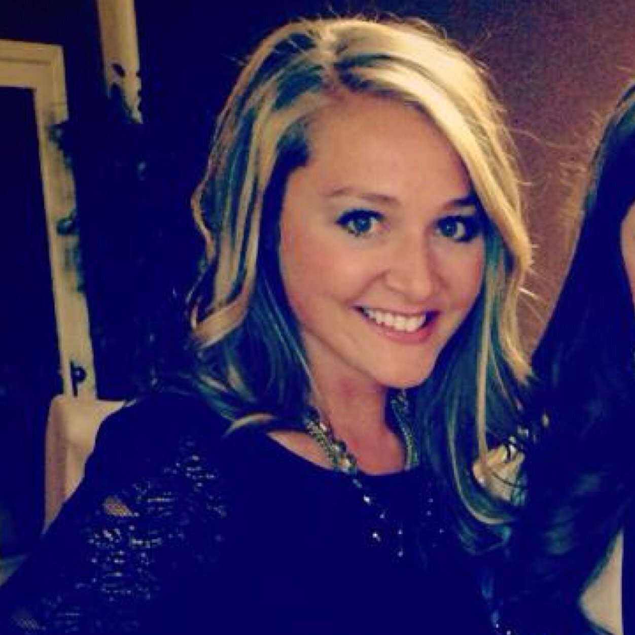 MollyBMitch's profile picture. 