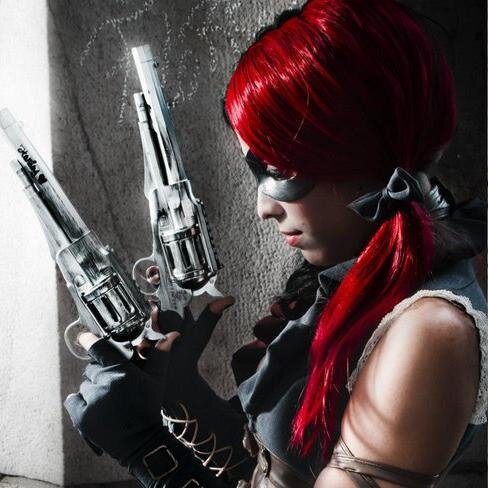loves gackt, kpop & v rock 
ruby quinn age:18,  my aunty @QuinnzelHarleen , my puddin @seththekiller,   im reloplayer ♔ better than the joker XP