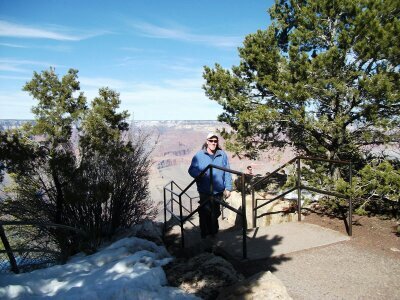 Jersey boy living in the Valley of the Sun 30 years. Love travel sports music time with friends. I look for the good in people and uphill ice skating.