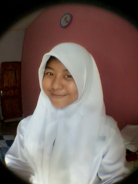Please follow my new account twitter @icaparsya forget the password this account. Everything's gonna be alright. Allah will always beside of me. Allahuakbar.