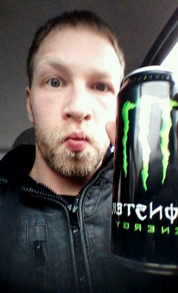 im Dan im ....35 yrs old...dont wonder, ask!    snapchat : dannydoubleyou