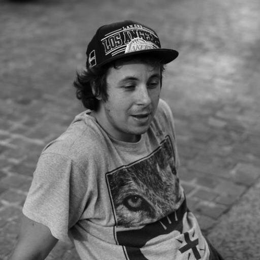 tomypunk's profile picture. FGFS rider, creator of http://t.co/ZQhSrPknO0
I like to film, to make edit and to ride my bike !