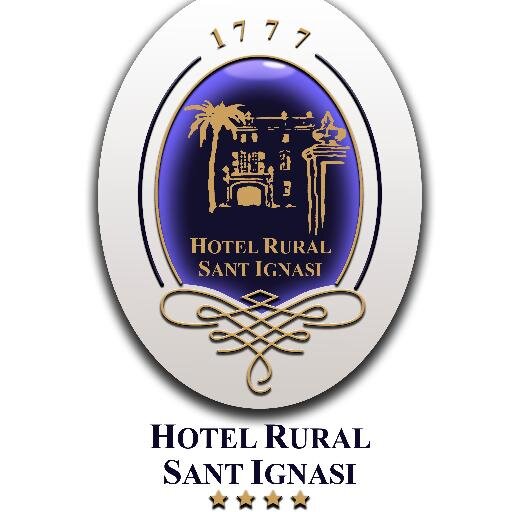 Hotel Rural con encanto en Menorca, rodeado de un precioso jardín y de un bosque de encinas centenarias