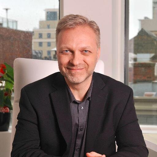Président de l'Ordre des pharmaciens du Québec. Entrepreneur, compounding pharmacist and corporate director.