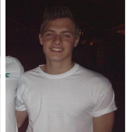 rynwlff's profile picture. 