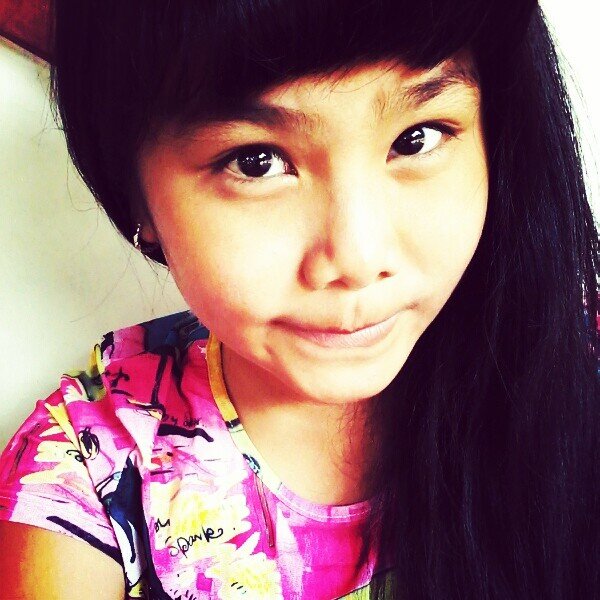 PutriAnglica's profile picture. 