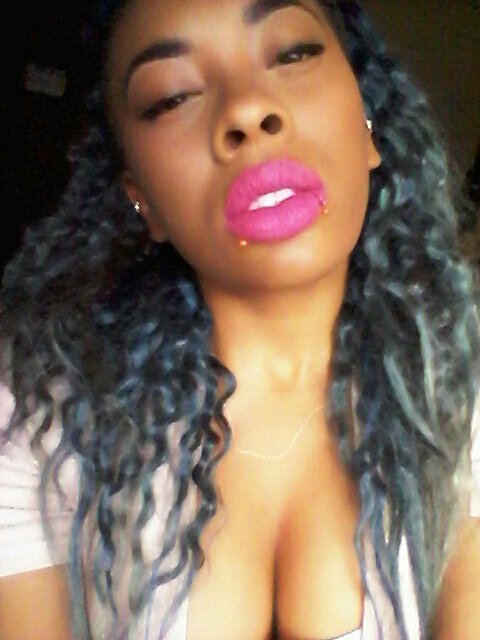 ~ LESBIAN ❤ 20. Single. Dgaf