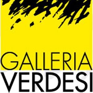 La galleria d'arte Verdesi vanta un'esperienza pluridecennale nell'organizzazione di mostre, nella vendita di poere d'arte e di grafiche d'autore.