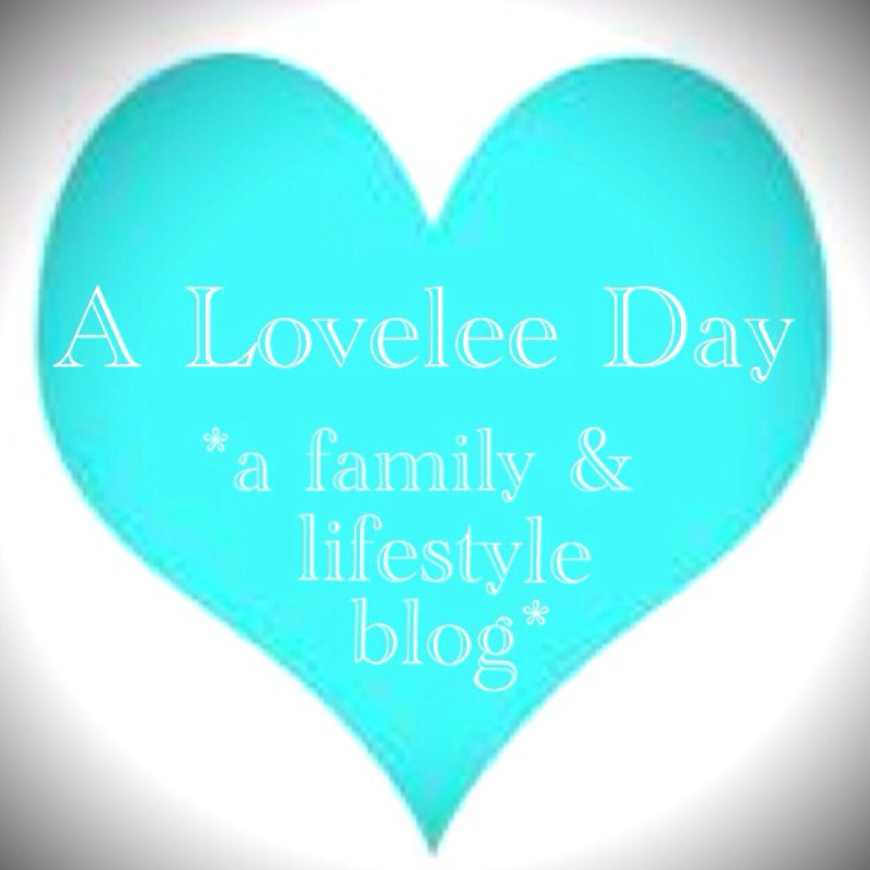 Amateur photographer & blogger documenting life's precious moments with NikonD7000/iPhoneX| RYT 200-hr yoga teacher | Instagram:aloveleeday #aloveleeday