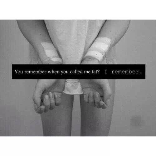 SuicideGirl000's profile picture. Viviendo en un lugar llamado pesimismo y bajones. Sufriendo la lucha diaria contra el espejo. Aguantando a idiotas que te dicen lo que hacer. Vida o muerte.