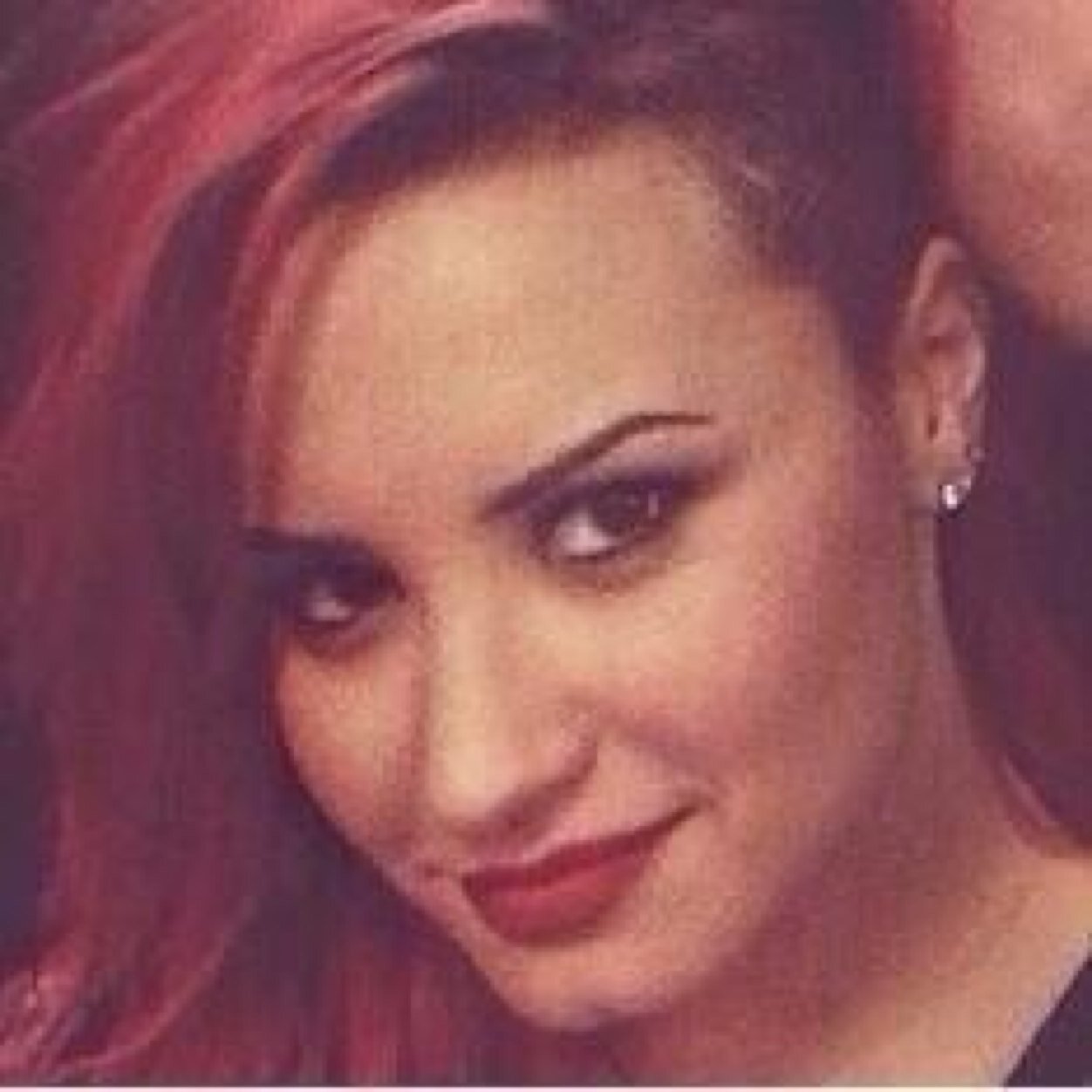Demi and Fifth Harmony are my idols.
Love them