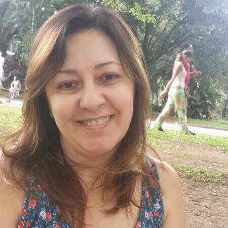 Mãe, sempre de coração apertado por ter os fihos mais longe do que gostaria...