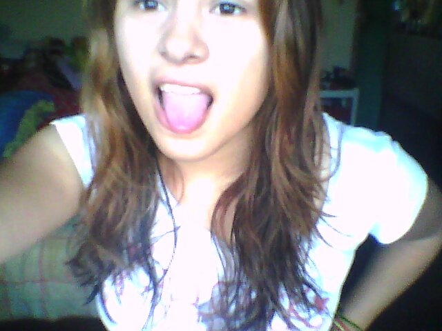 Conoceme primero qe no te arrepentiras :*