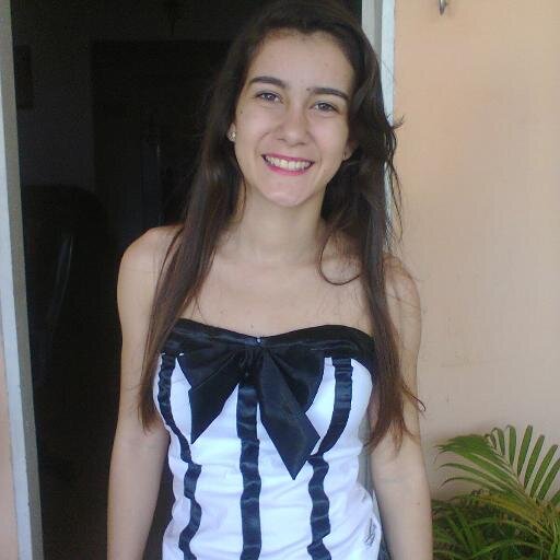 Católica, Almagemeira e Amante da Vaquejada;
O difícil é se conformar que tudo acaba um dia...
♡ Relacionamento com @ViniiciiusMoura