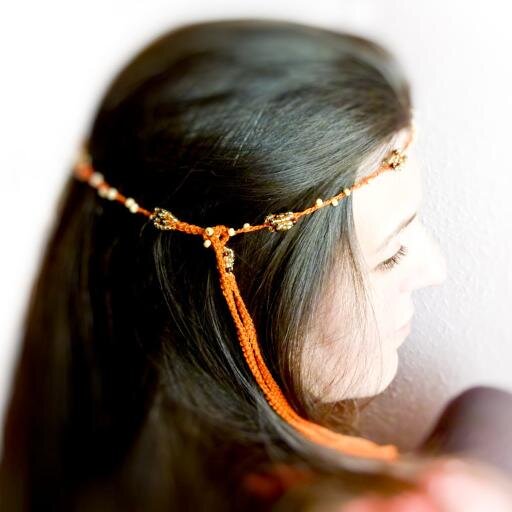 Mother, wife, artist, jewelry maker | I make sensual crochet clothes and accessories | I walk barefoot and I run with the wolves