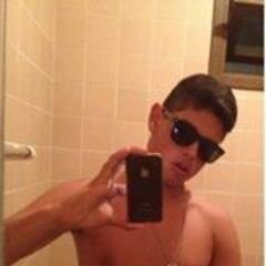 vitinho037's profile picture. 