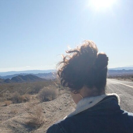 esmepeach's profile picture. A broad, broadly.