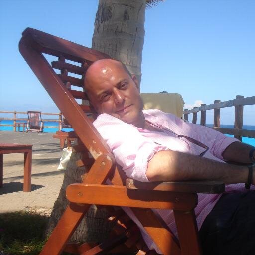 fjavieramado's profile picture. 