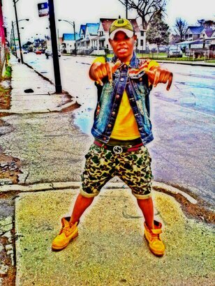 al_hale_donyaee's profile picture. 