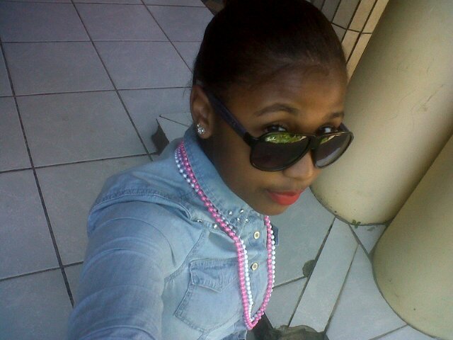 There's alot ta tl bwt me♠ phew♠ veronicacarol5@gmail.com.BBm Pin 2A566E25♥♠.so in luv wit God .he z my source of strength ♥Kendrick Lamar♥