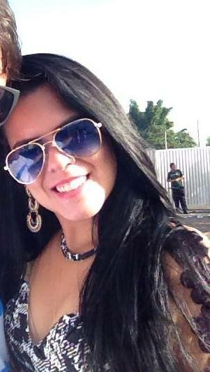 Snap : gabisousz
Insta : gabiisousz
*.*