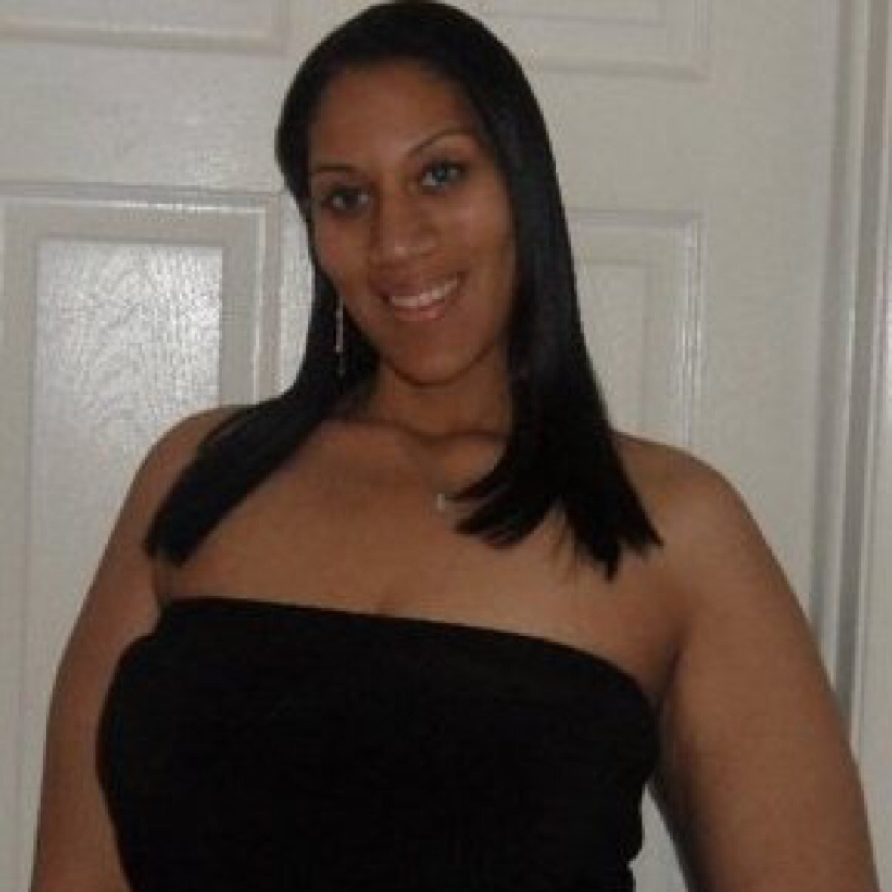 iTIFFiam's profile picture. 