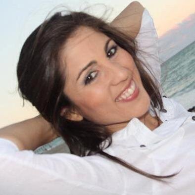 Comunicadora Social, Actriz, Locutora, Productora, entre otros...