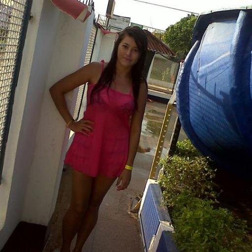 ¿preguntarme? que haria sin esa loca de mi Amiga..M.L♥♥