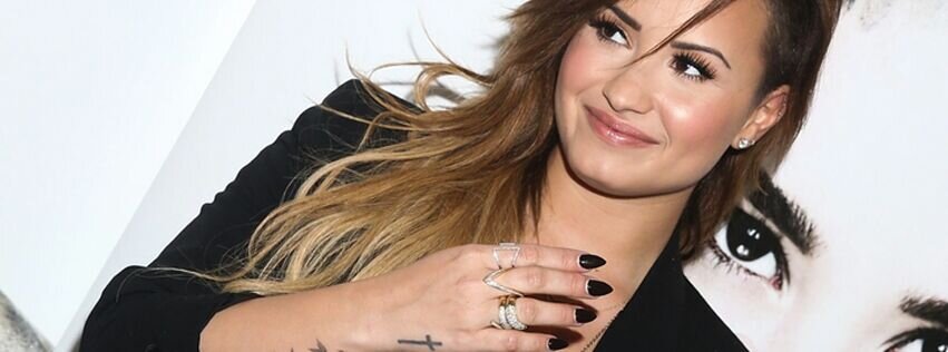 Unica,perfeita,minha Demetria .
