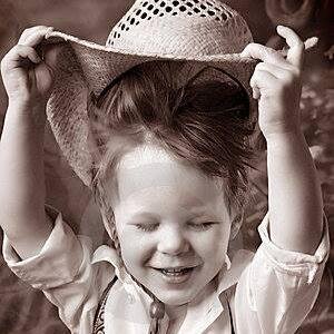 HatsOffDisco's profile picture. HATS OFF Disco are committed to offering a professional and reliable service for parties, such as birthdays and school discos