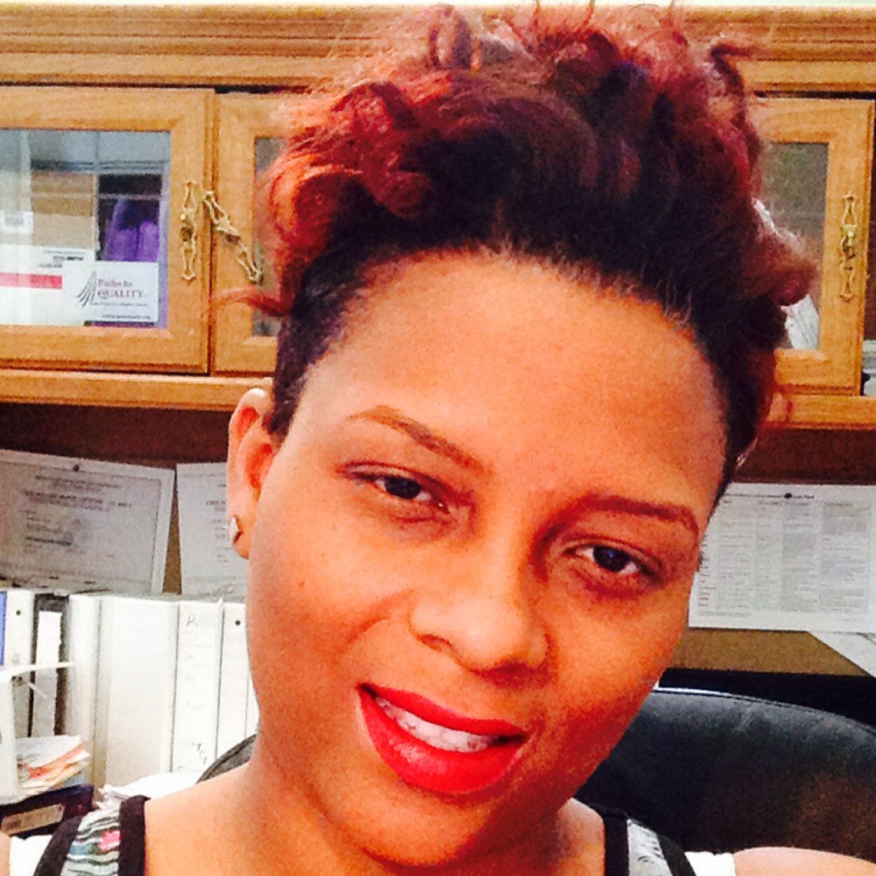 NIKIAJ's profile picture. 