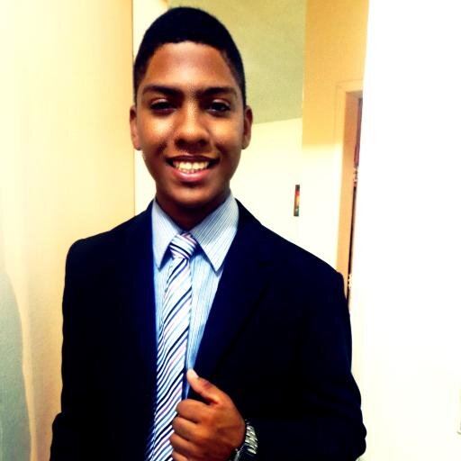 Legal Claro. Xato quando quero ! ESSE SOU EU QUER SER MEU AMIGO ? 
- FOLLOW-ME -                              BLZ !