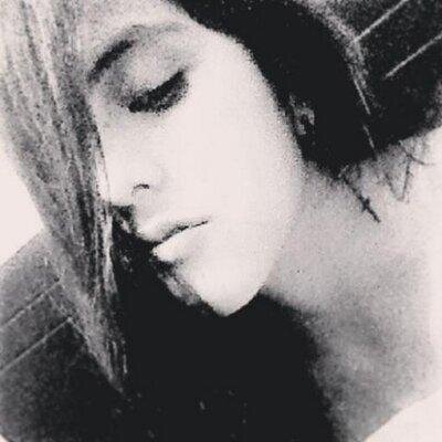 jochu97's profile picture. Camino en Dios | Si tuviera que volver a nacer..#Apasionada ♥ | Vivo con 2 hombres | Oir Amor en tus besos, owner en @Jazminelovers  | #Baladeandoa