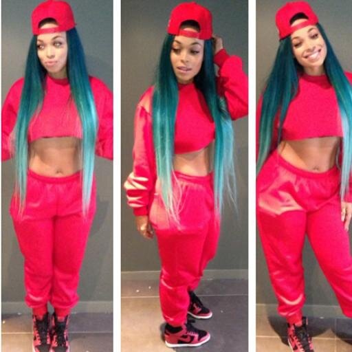 |Rotterdam Spangen ♡| .. | ♡ | IG; __Farraah |