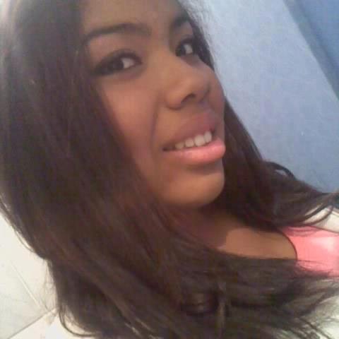 Amo música♪, estar com minha família e adorar o que me criou†..
E o principal? Sou caçadora de Cristo!!
