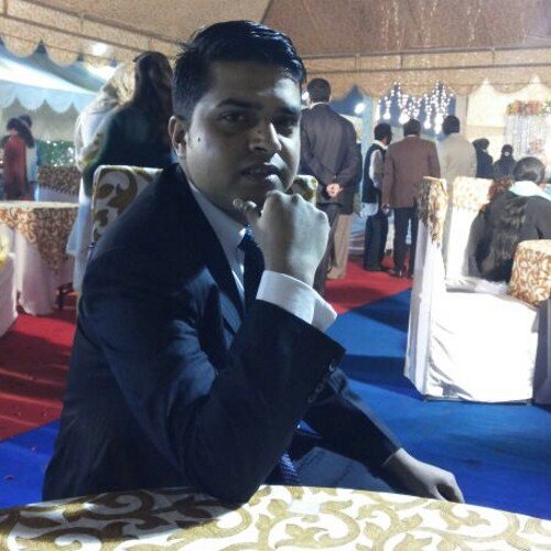 Brother, son , photographing freak , reader , biker , etc. Graduate , MBA , Sales Manager , Owner , etc. Kashmiri food  , Arabian food .