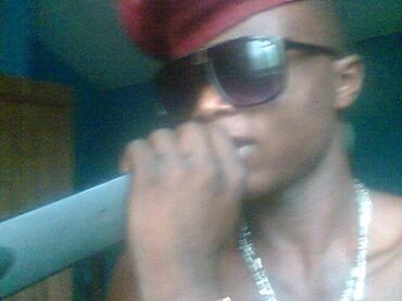 U already kwn my name I love music planin of gettin into it cwiouzly I luv sport also Football dat my thng I luv meetin ppl boi or gal any1............▶☀♥˚˛˜